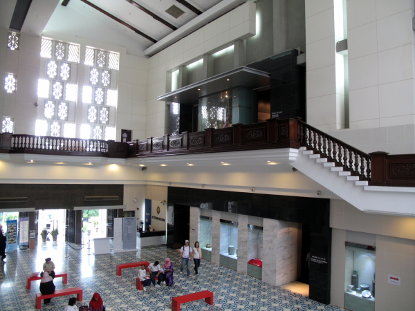 The grand hall of the National Museum